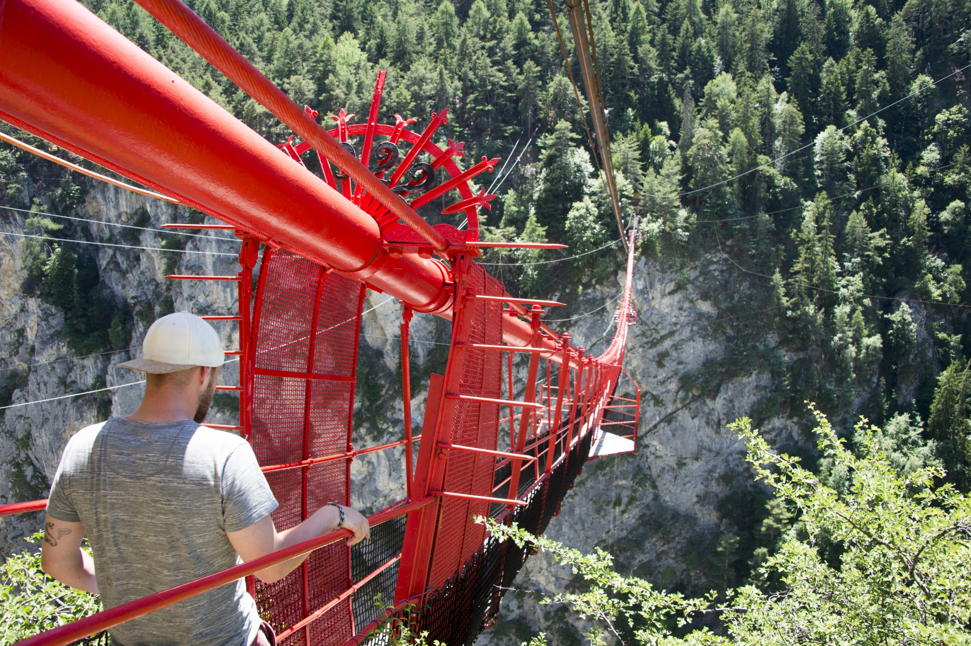 Le WWF Valais s'oppose à la construction d'une via ferrata dans le secteur du pont suspendu de Niouc.