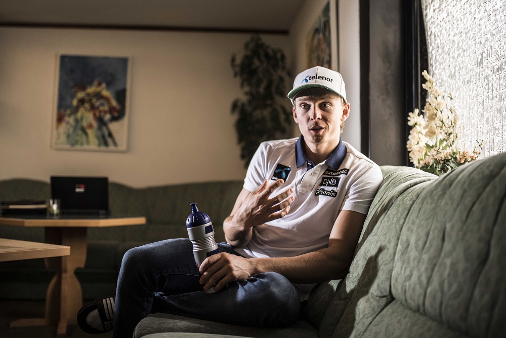 A un mois du coup d'envoi de la Coupe du monde à Sölden, le talent norvégien Henrik Kristoffersen s'entraîne à Saas-Fee.