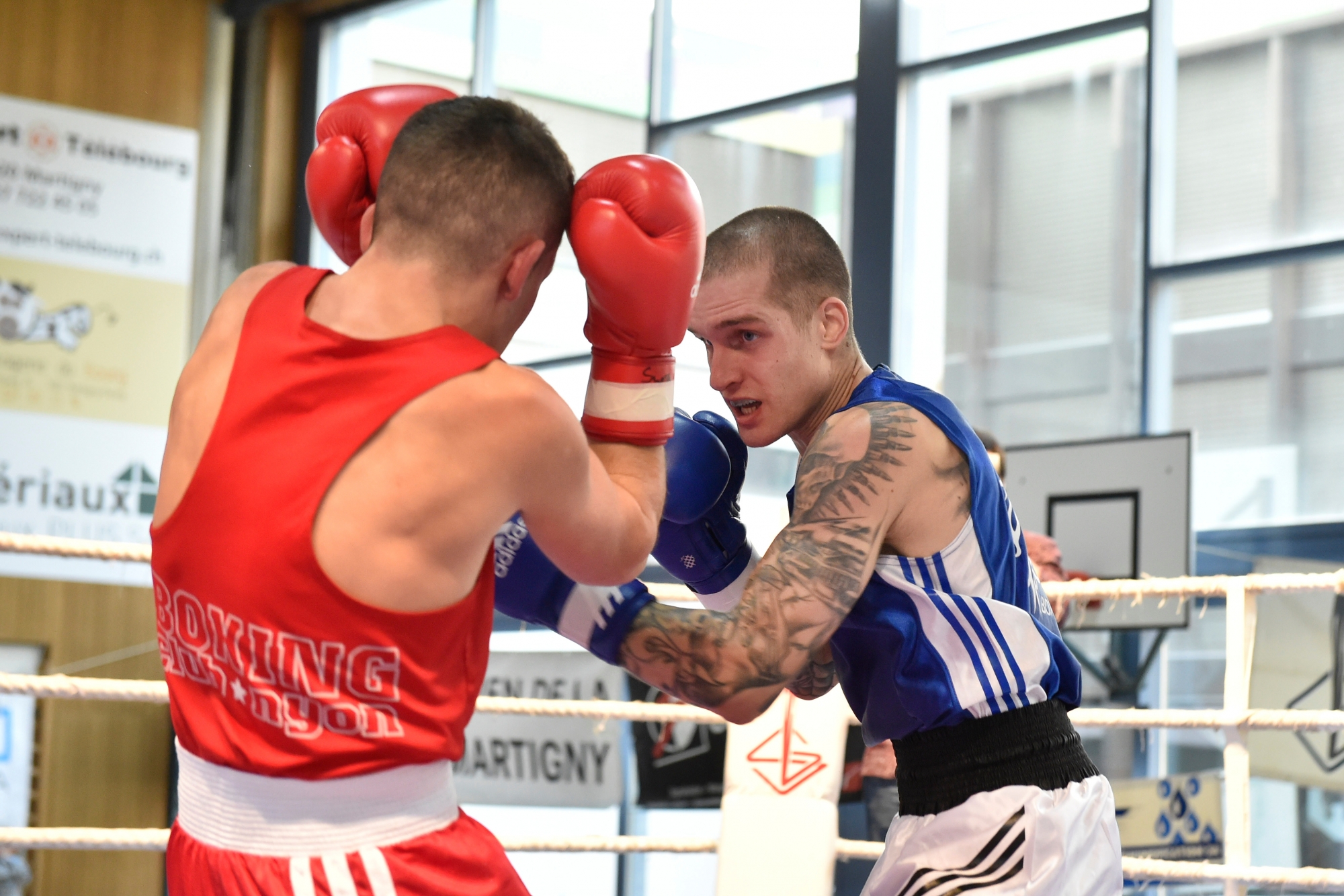 Martigny - 26 novembre 2016



Championnat de Suisse de boxe

Ici Julien Baillifard du BC Martigny (en bleu) contre Julien Calvete du BC Nyon (en rouge).



Héloïse Maret/Le Nouvelliste