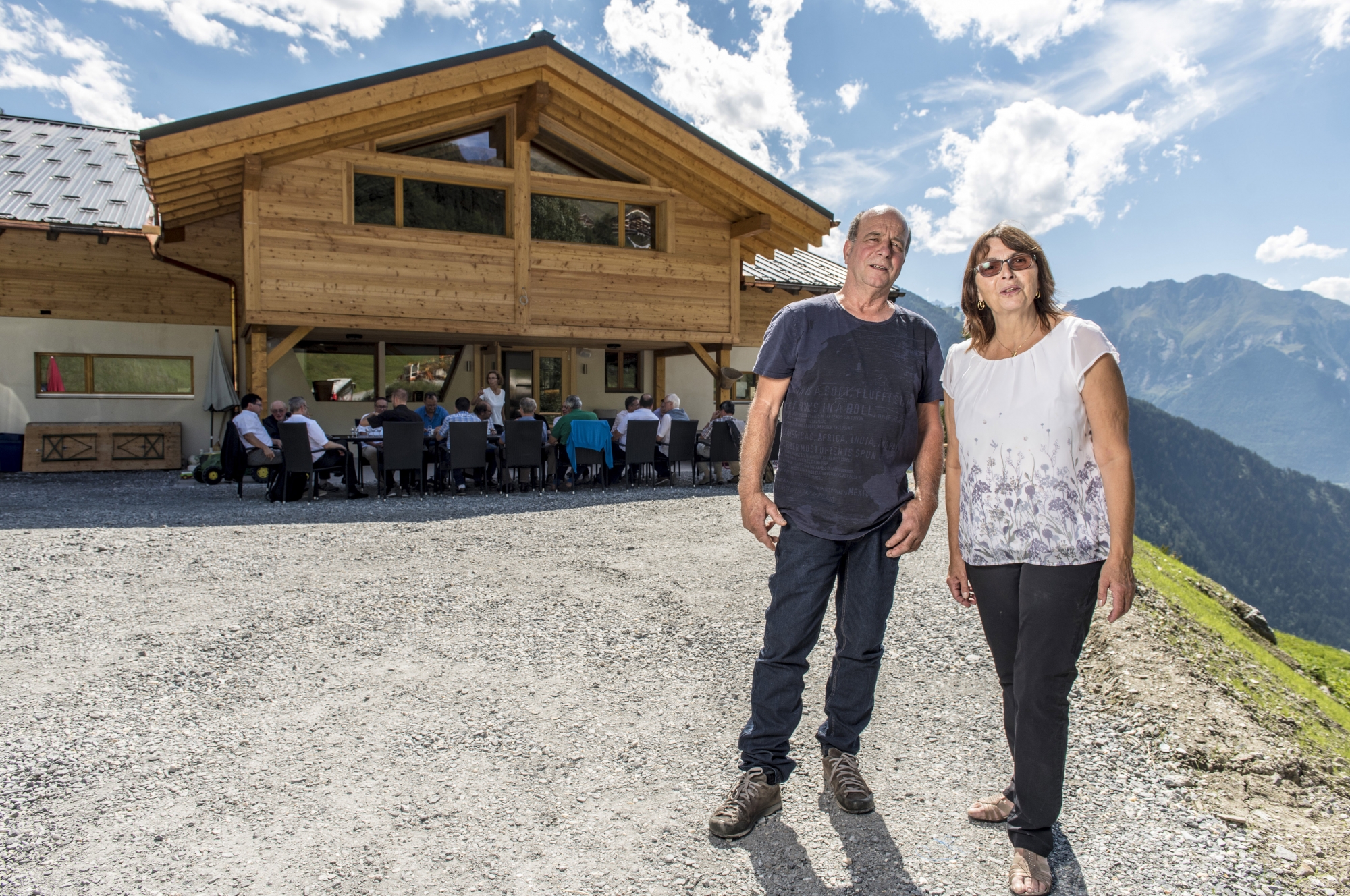 En ouvrant une table d'hôte agritouristique à Médières, Viviane et Blaise Collombin désirent concilier la passion de l'élevage et le sens de l'accueil.