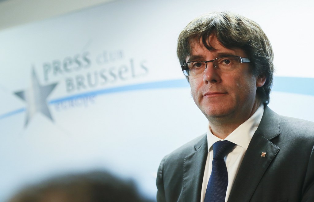 Carles Puigdemont se serait livré à la police belge.