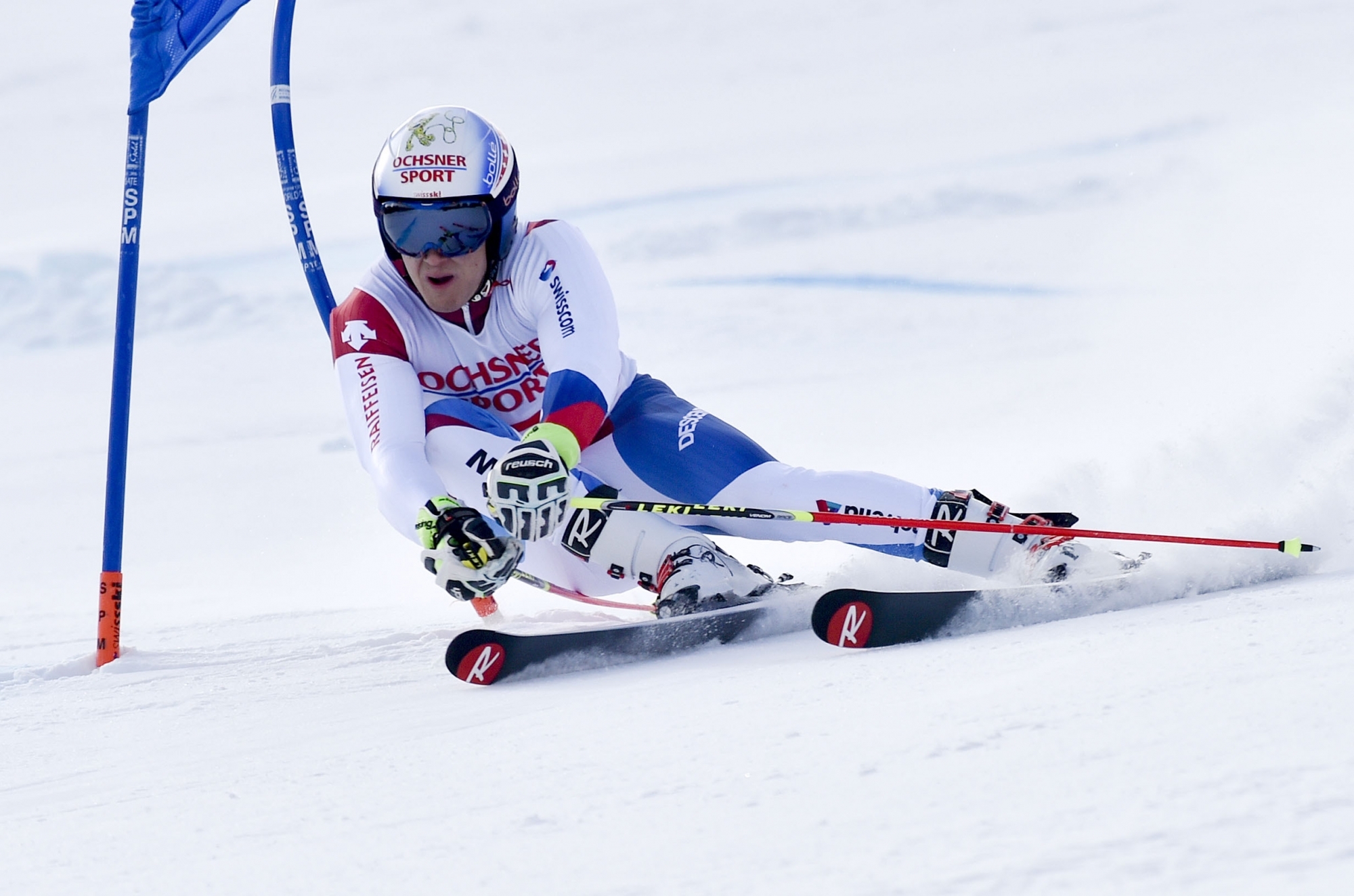 A l’image de Loïc Meillard, la majorité des géantistes apprécie les nouveaux skis qui leur permettent de tailler les courbes avec bien plus de facilité que les saisons précédentes.