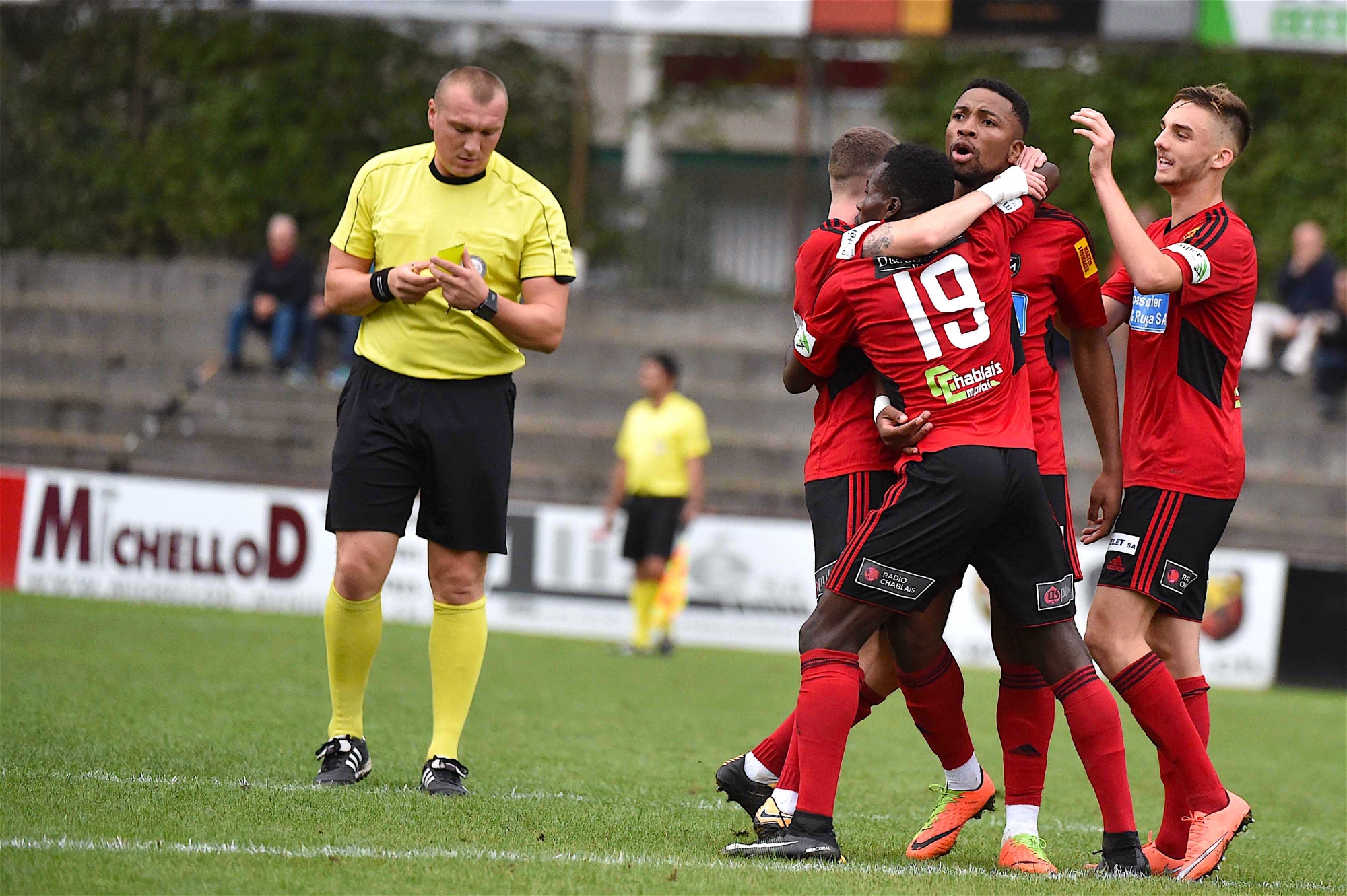 Monthey, 02.09.2017



Football 4e Journée du Championnat de 2e Ligue Interregional, FC Monthey - FC Chippis.

Le FC Monthey célèbre le 1:0



Frédéric Dubuis/Pygiste/Le Nouvelliste