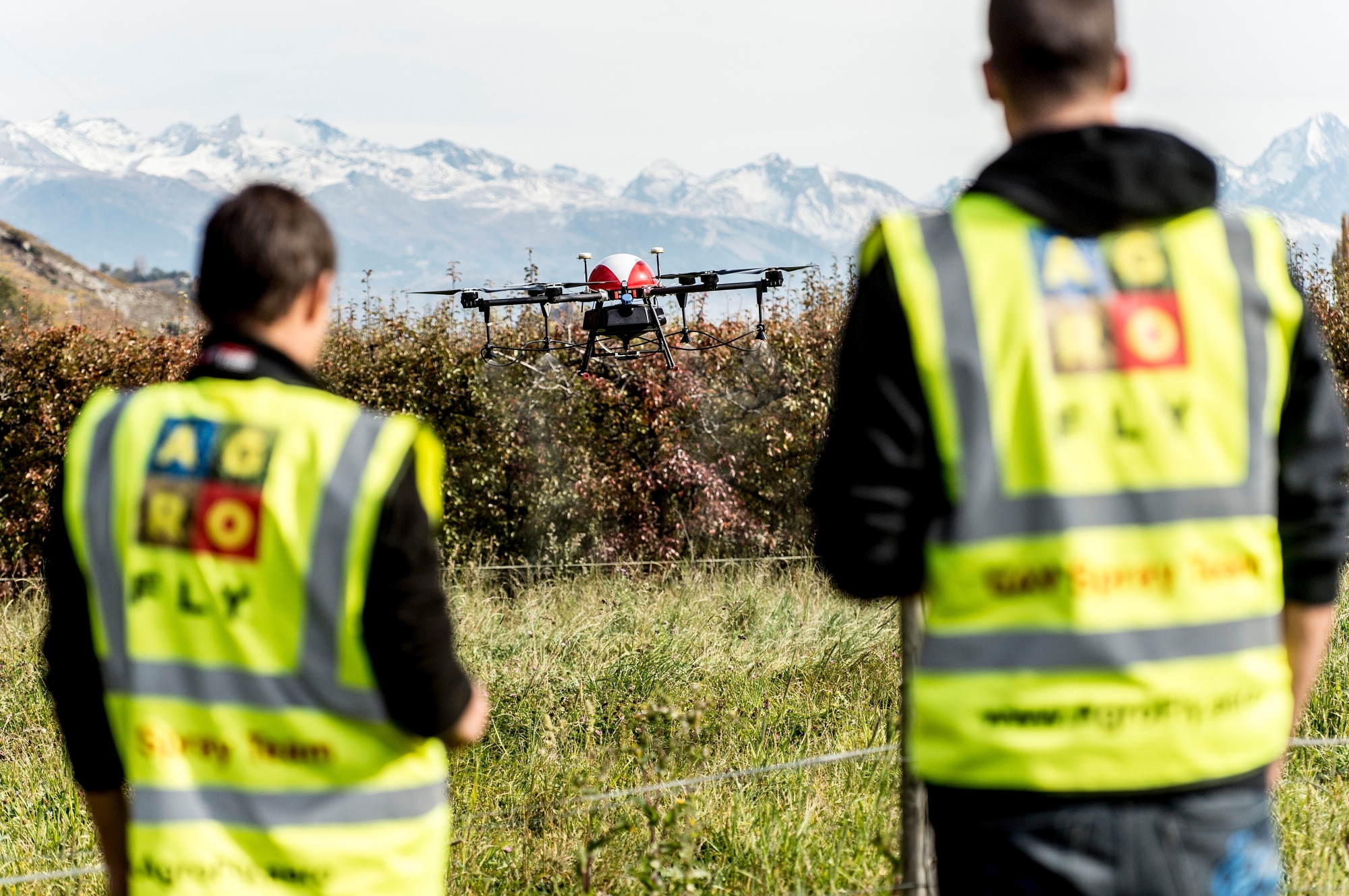 Fully, le 26.10.2017. La societe AGROFLY presente son systeme de sulfatage et de traitement par Drone a la presse. (Christian HOFMANN) Agrofly, les drones agricoles