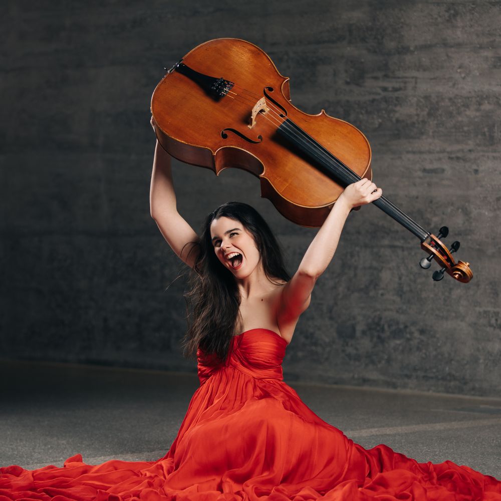 La violoncelliste valaisanne Estelle Revaz a choisi Martigny pour vernir son second disque salué par la critique.