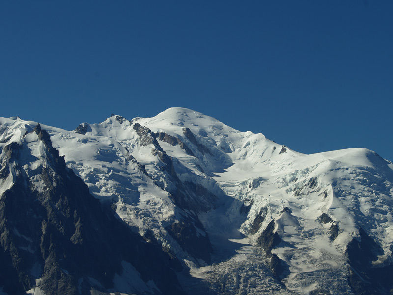 L'Espace Mont-Blanc et le Canton du Valais aspirent à faire entrer le plus haut massif d'Europe et ses régions limitrophes au patrimoine mondial de l'UNESCO: 