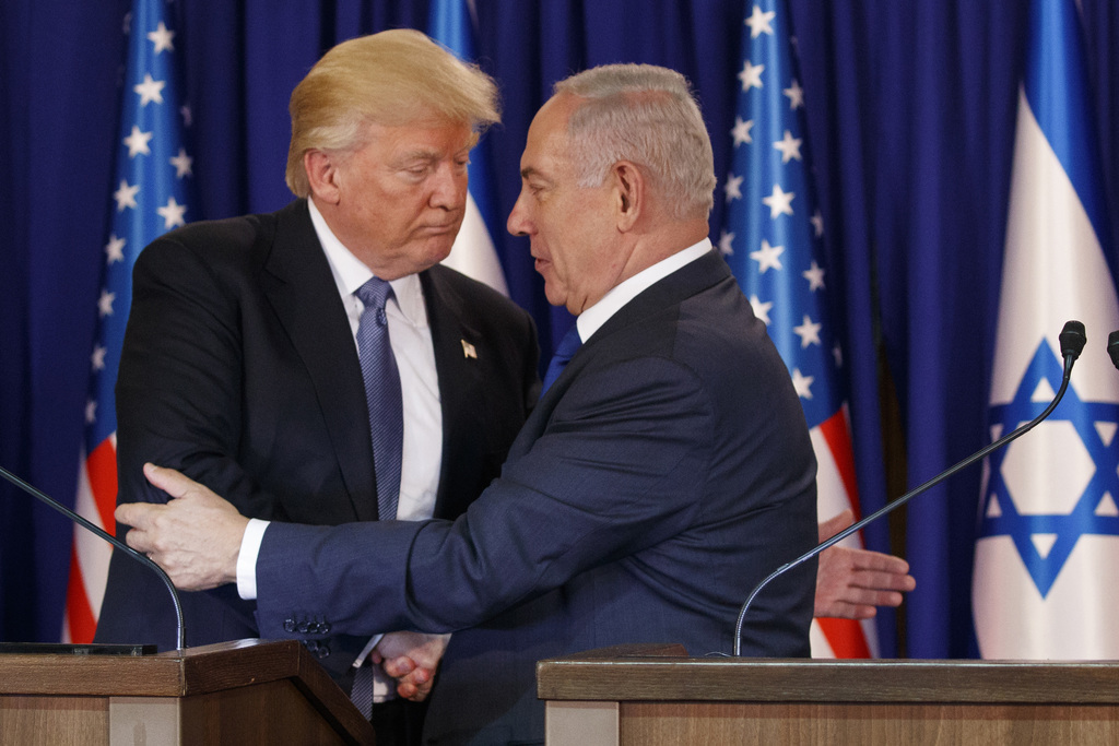 Le déménagement de l'ambassade US à Jérusalem serait un signal fort du soutien américain à Israël et son premier ministre Netanhayu.