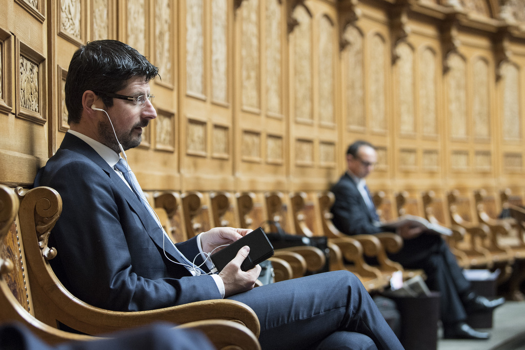 Yannick Buttet ne siégera pas à Berne pendant un certain temps.