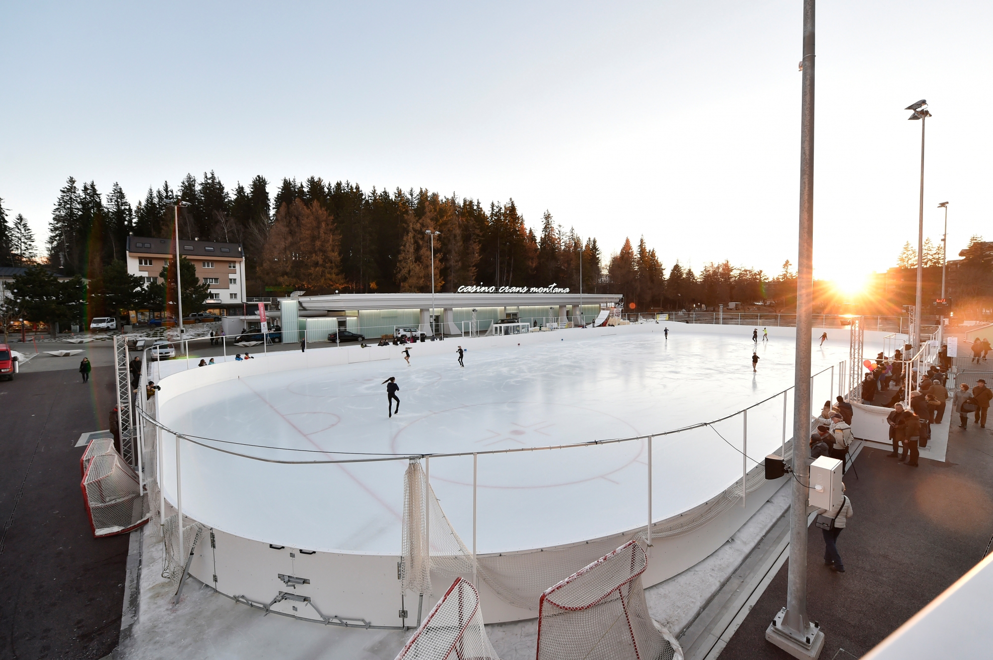 Crans-Montana - 7 décembre 2016



Inauguration de la nouvelle patinoire d'Ycoor à Crans-Montana.



Héloïse Maret/Le Nouvelliste