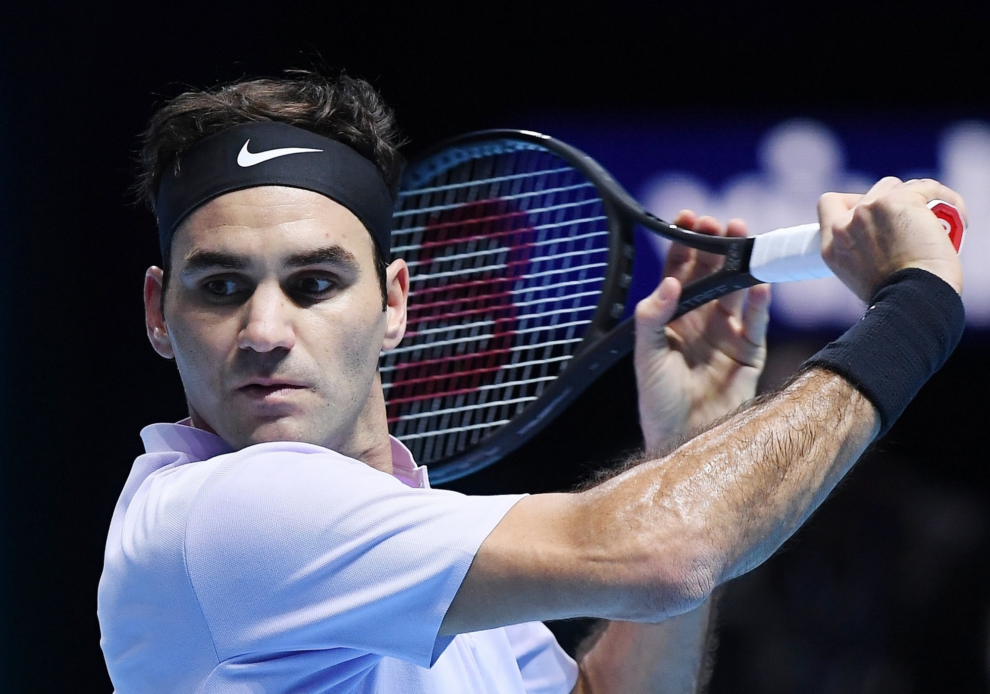 Roger Federer disputera les demi-finales du Masters samedi. 