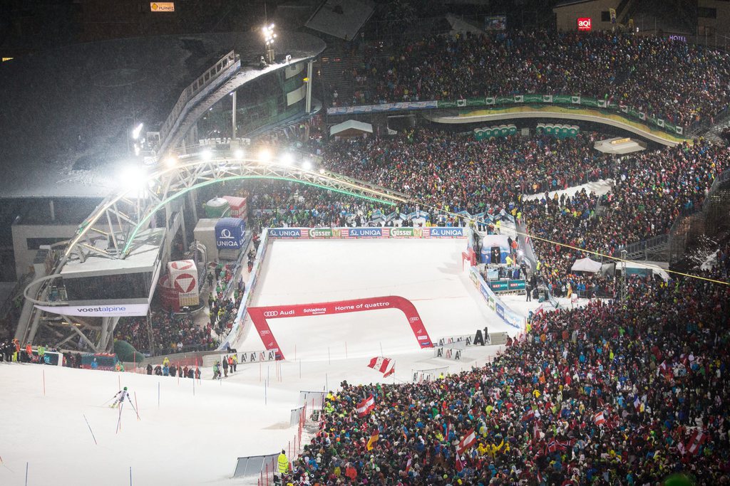 Schladming, ville-étape incontournable de la coupe du monde de ski alpin, envisage de s'associer à  la cité de Graz (280 000 habitants) pour se lancer dans une candidature olympique.