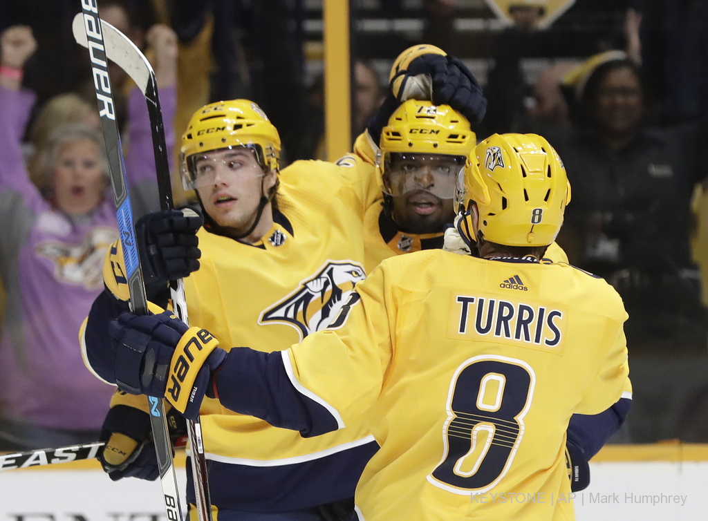 Kevin Fiala, ici dans les bras de P.K. Subban, star de la NHL (archives).