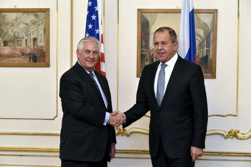 L'entretien entre Rex Tillerson (à gauche) et Sergueï Lavrov (à droite) a eu lieu à l'initiative de Washington. 