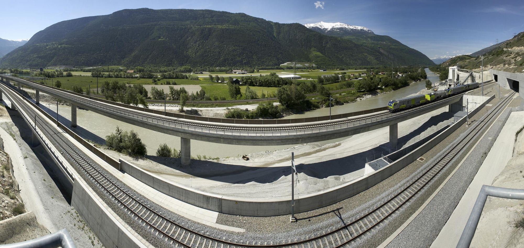 L'extension du tunnel du Lötschberg est désormais sous toit, financièrement parlant.