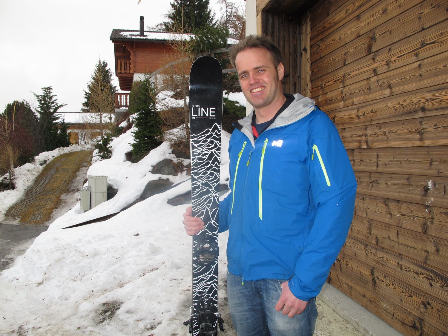 Aujourd'hui à 100% à l'AI, Jérémy Alther vit toujours à Haute-Nendaz. Il a osé remettre ses skis et essaie de profiter de chaque instant.