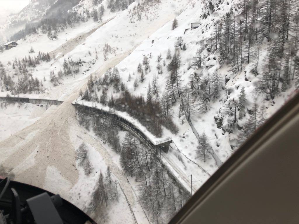 Zermatt est confiné mais aucune maison n'est pour l'heure évacuée. 