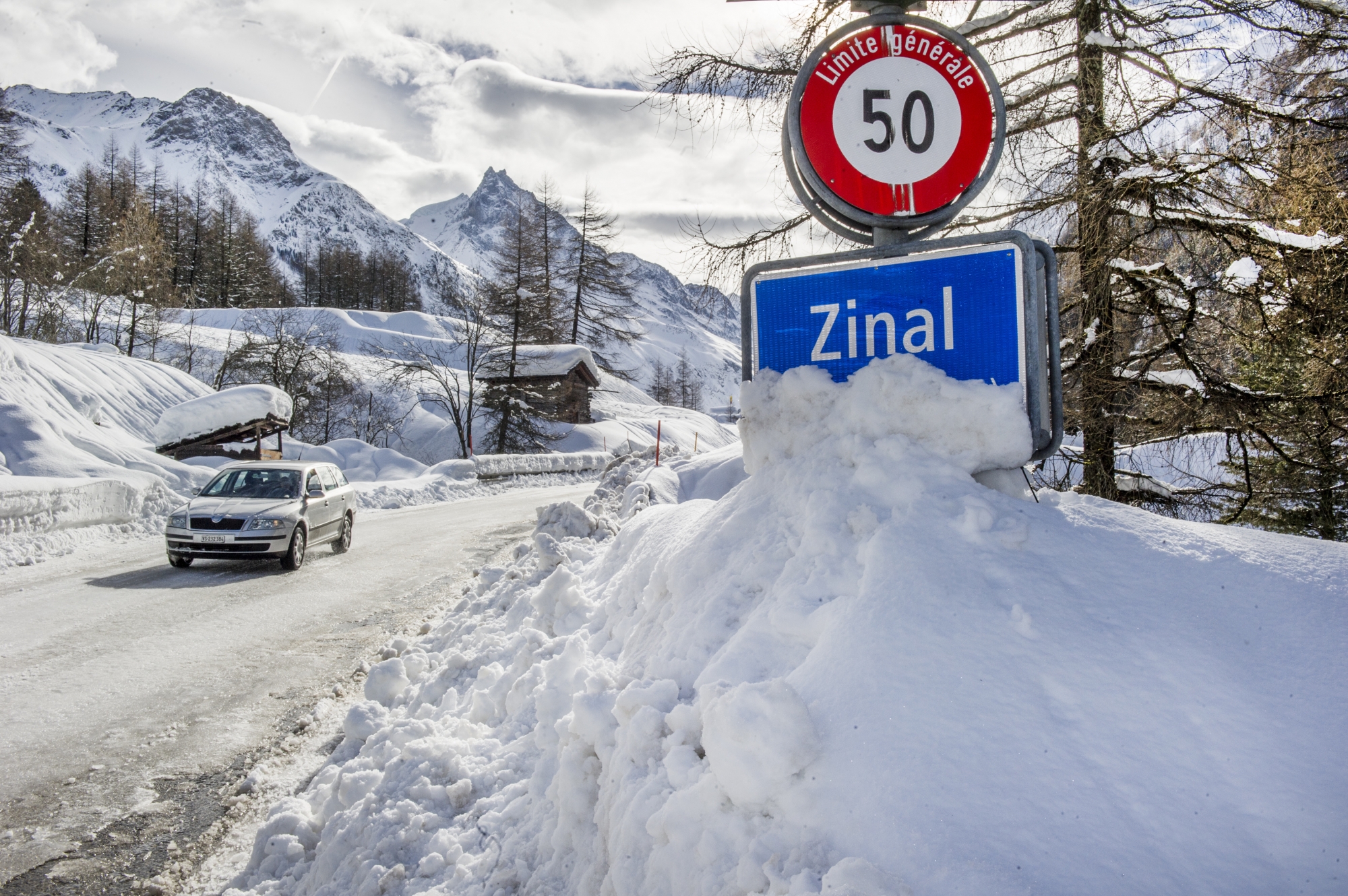 Après une troisième coupure hivernale, la route menant à Zinal a pu rouvrir ce mardi 23 janvier.