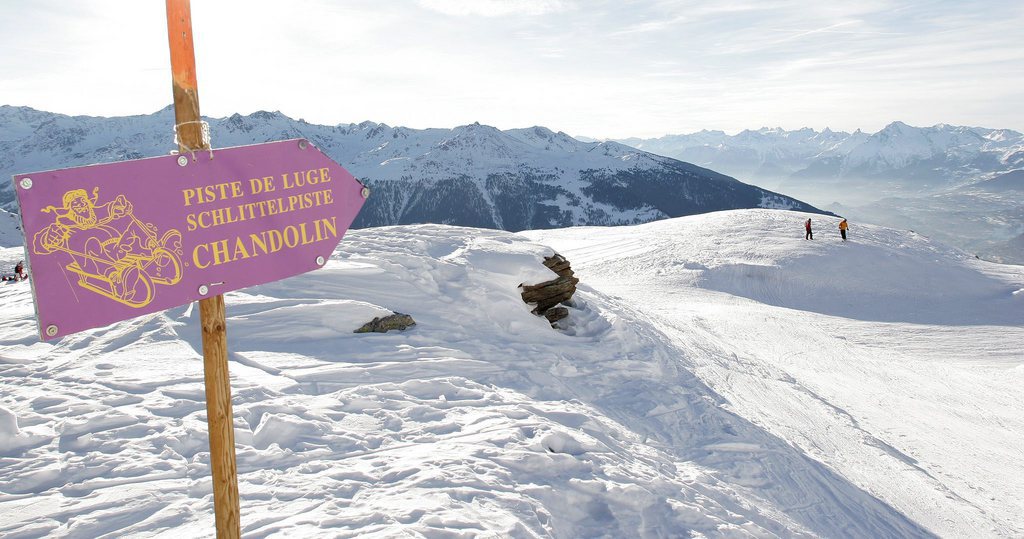 Chaque année, environ 7000 personnes se blessent en Suisse en faisant de la luge.