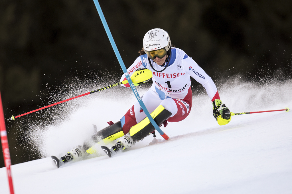 Wendy Holdener of Switzerland in action during the first run of the women's Slalom race at the Alpine Skiing FIS Ski World Cup in Lenzerheide, Switzerland, Sunday, January 28, 2018. (KEYSTONE/Jean-Christophe Bott)