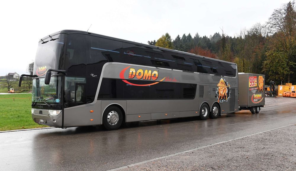 L'entreprise zurichoise Domo Reisen a obtenu des concessions pour l'exploitation de trois lignes de bus longue distance dès le 25 mars prochain, dont Sion-Coire.