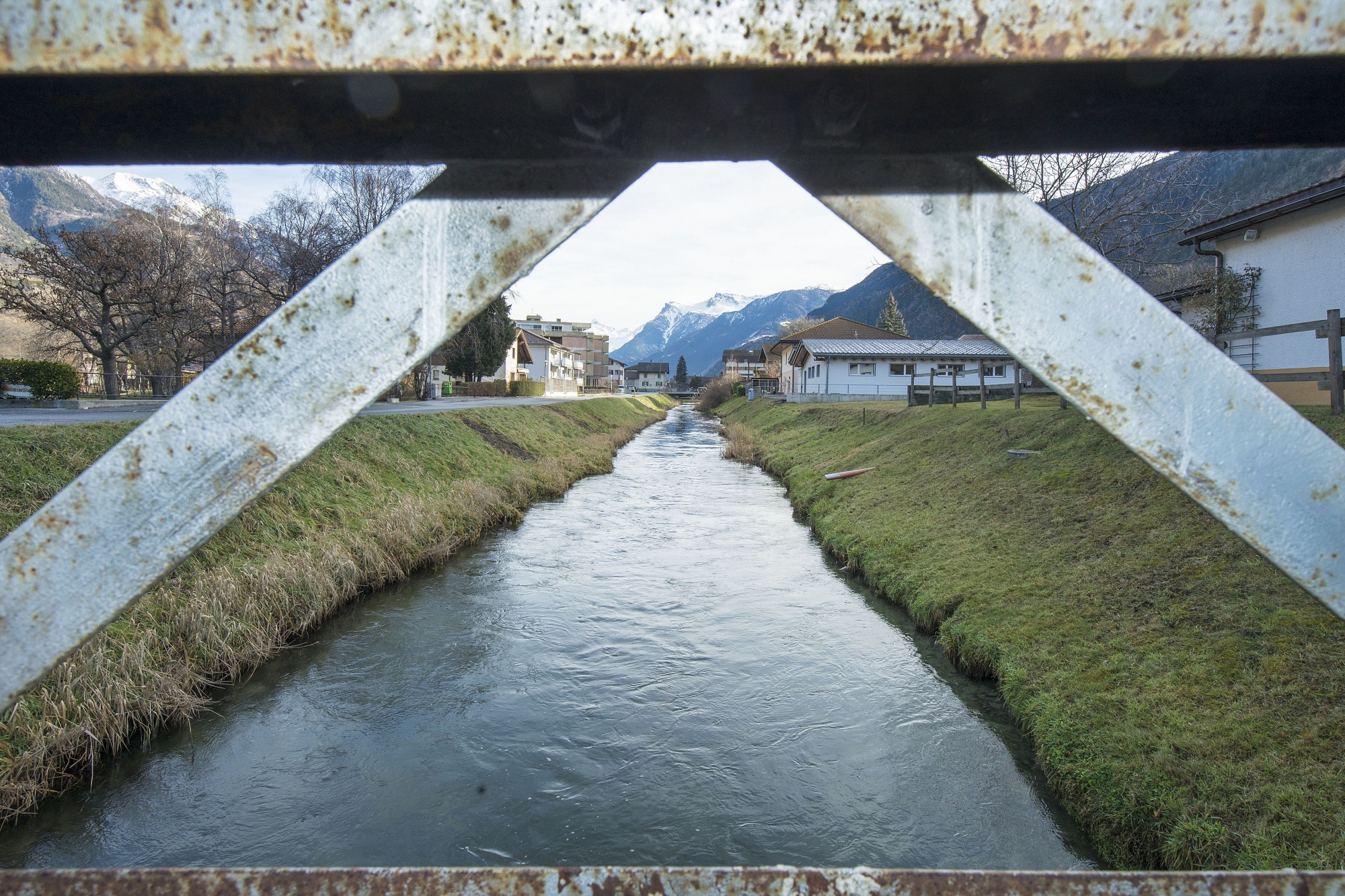 Le Grossgrundkanal, long de 11 kilomètres, est l'objet de toutes les attentions dans cette pollution au mercure. 