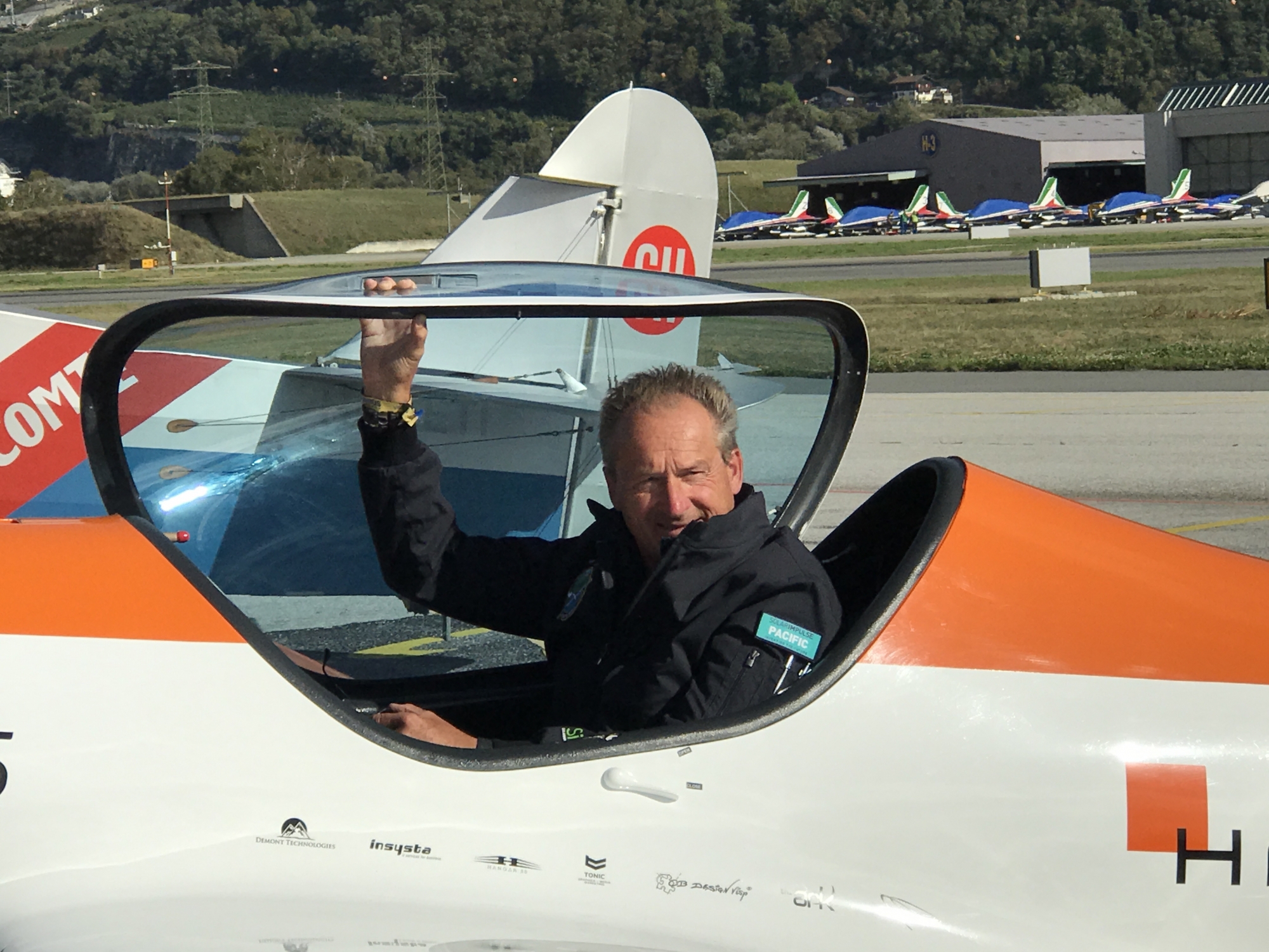 André Borschberg a déjà présenté son avion en Valais, comme ici à Rarogne.