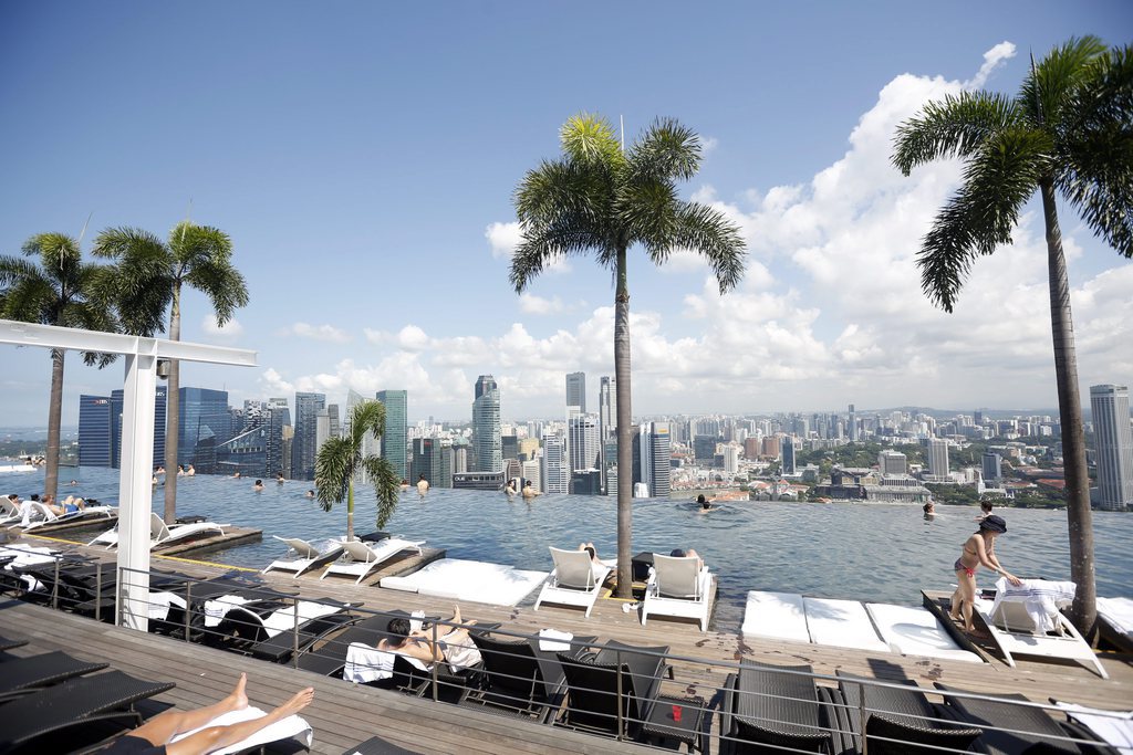 Petit archipel au niveau de vie élevé qui attire nombre d'expatriés, Singapour reste la ville la plus chère au monde pour acheter et posséder une voiture.