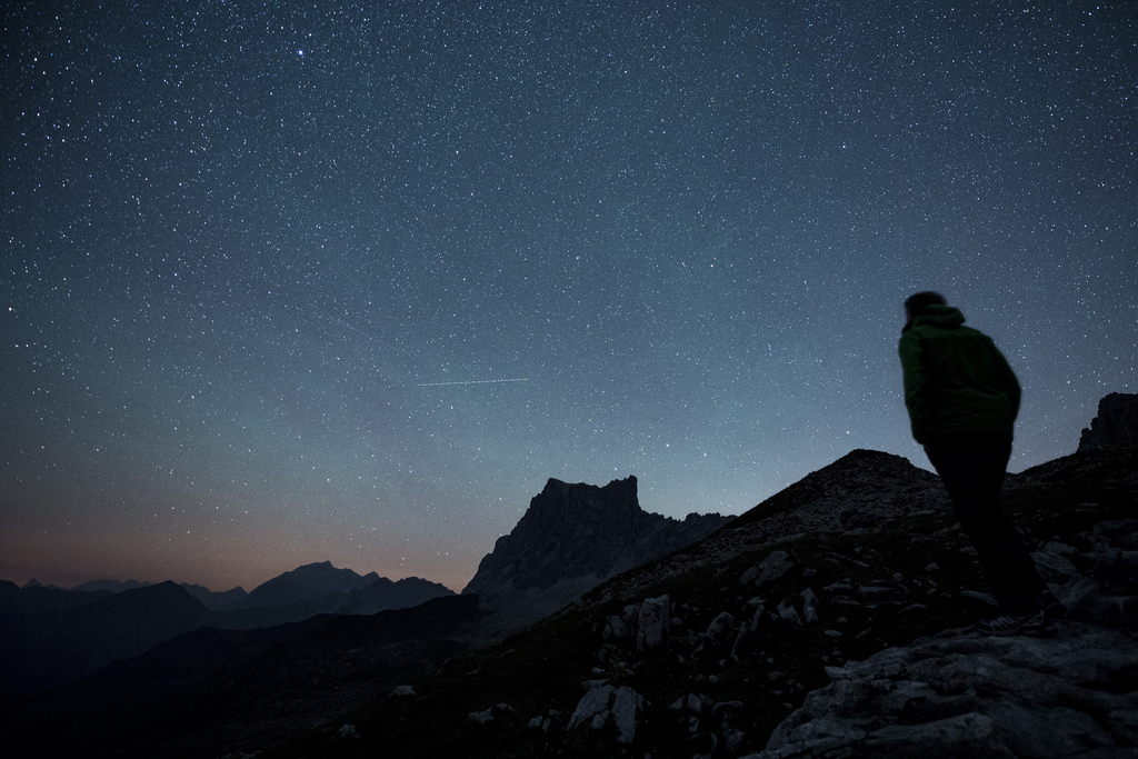 Des astronomes ont observé une étoile située à 9 milliards d'années-lumières de la Terre, un record.