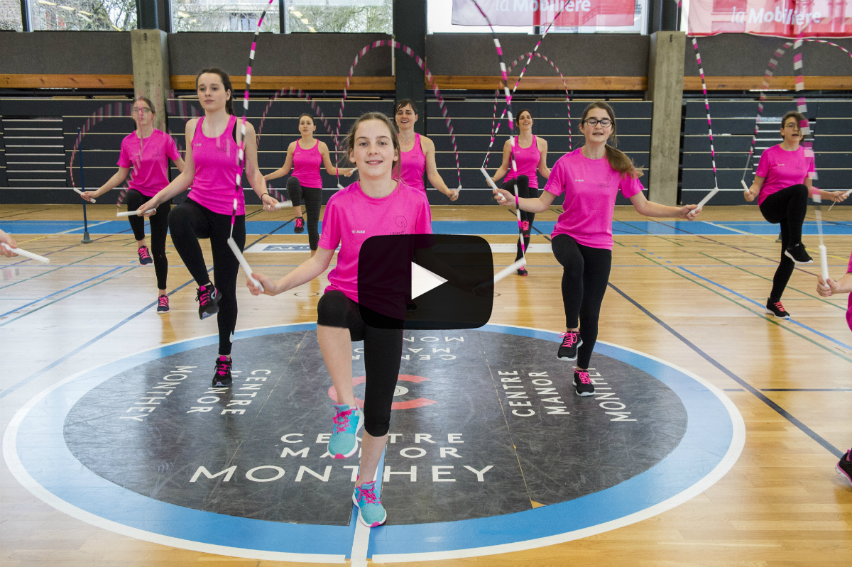 Camille Monnet et une vingtaine de gymnastes de la Gentiane participeront au championnat suisse de corde à sauter.