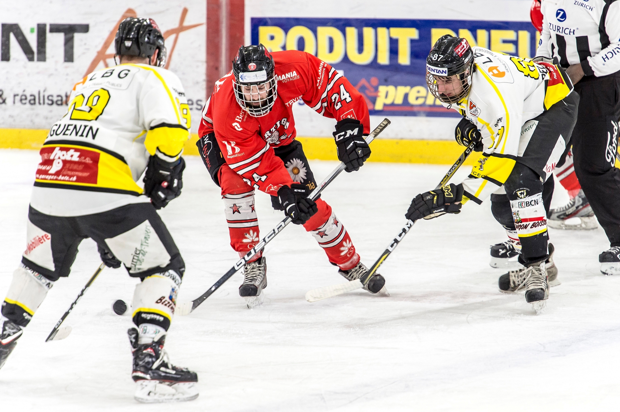 Martigny, le 24.03.2018. Hockey 2ème ligue. Play off. HC RED ICE-HC FLEURIER.



(Le Nouvelliste/Christian HOFMANN) Red Ice-Fleurier