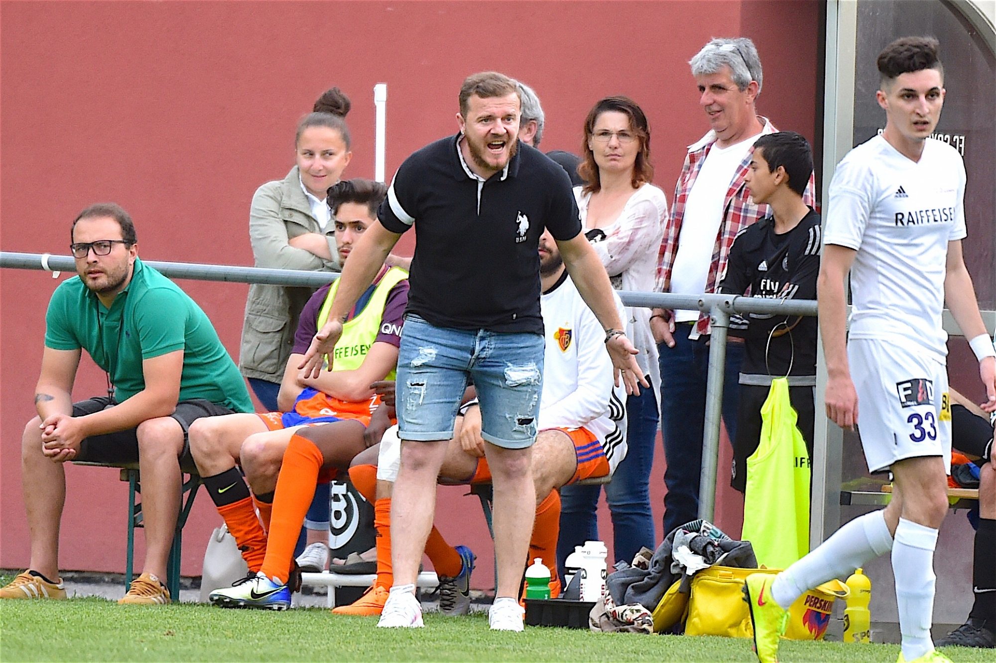 Augustin Llukes, entraîneur du FC Saxon, était un peu frustré à la fin du match.