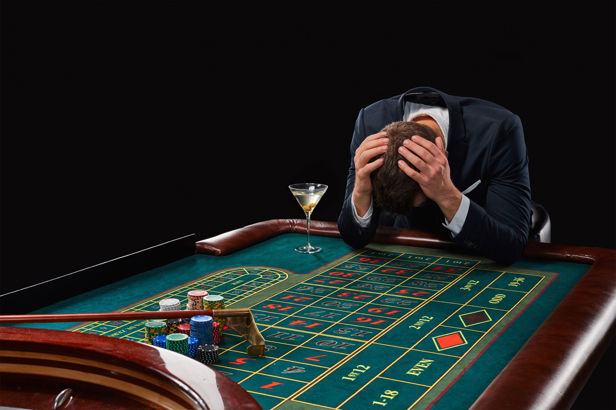 Kevin a sombré dans les casinos. Il a joué aux tables, mais ce sont les machines qui l’ont plongé dans le gouffre financier.