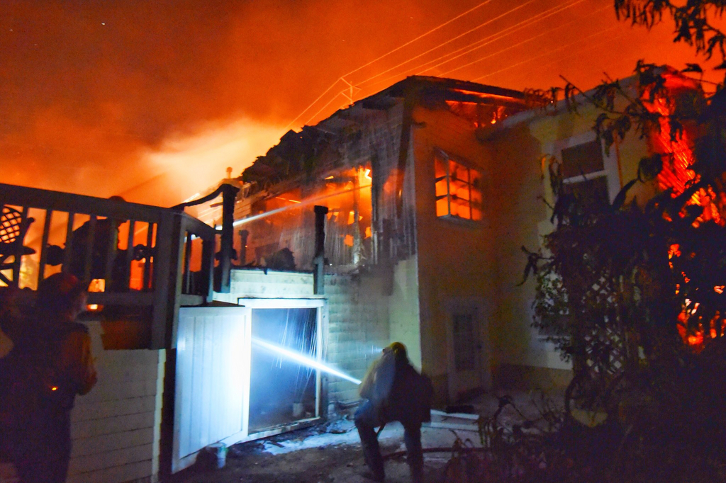 Vingt habitations ont déjà été détruites dans le comté de Santa Barbara.