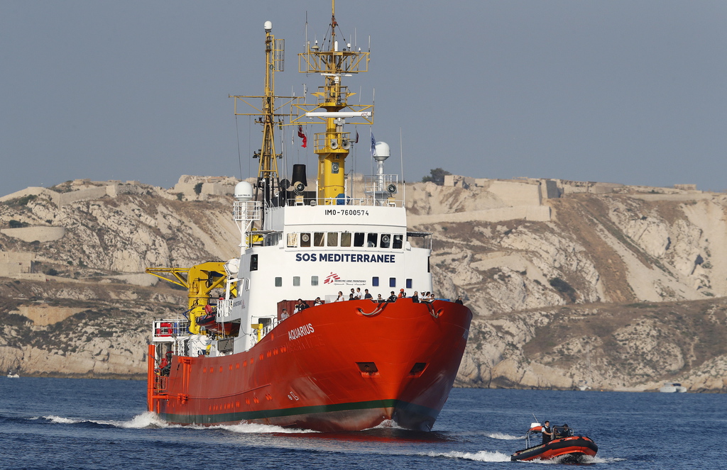 Le navire humanitaire Aquarius effectuera des missions de secours sans attendre d'ordres des garde-côtes et ne reconduira pas de migrants en Libye.