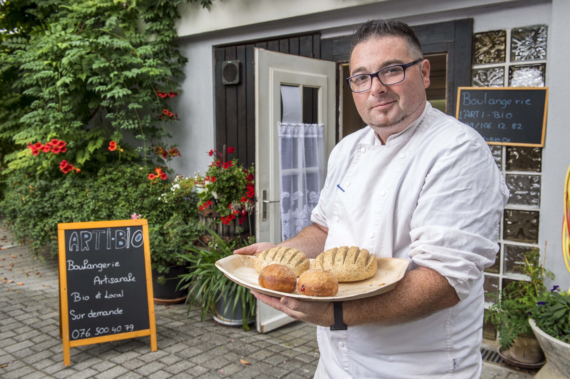 Salvatore Cirillo est le premier boulanger végétalien de Suisse romande.