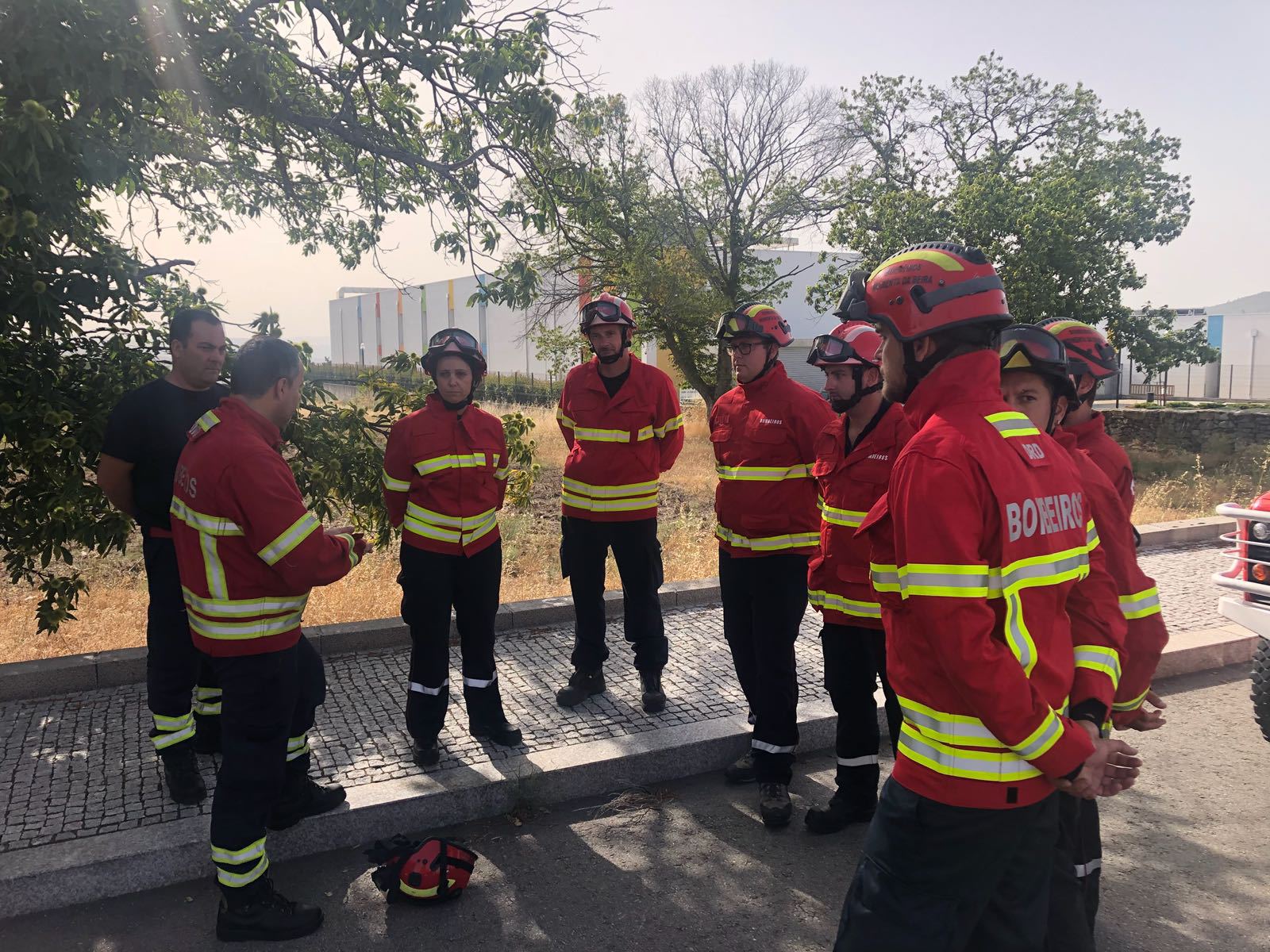Les pompiers de Fully et Riddes en instruction "feu de forêt" et "conduite en terrain difficile" auprès de leurs homologues portugais. 