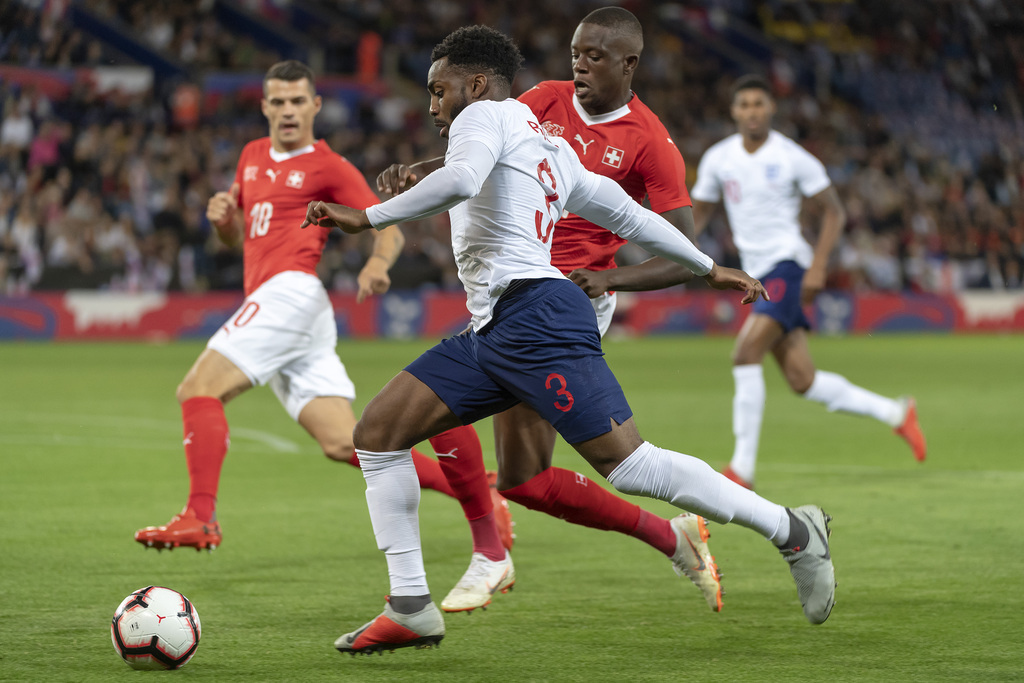 L'Angleterre (en blanc) s'est montrée plus incisive que la Suisse.