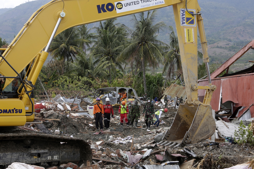 Les autorités indonésiennes ont ordonné jeudi la fin des recherches après le séisme et le tsunami qui ont fait plus de 2.000 morts dans la région de Palu.