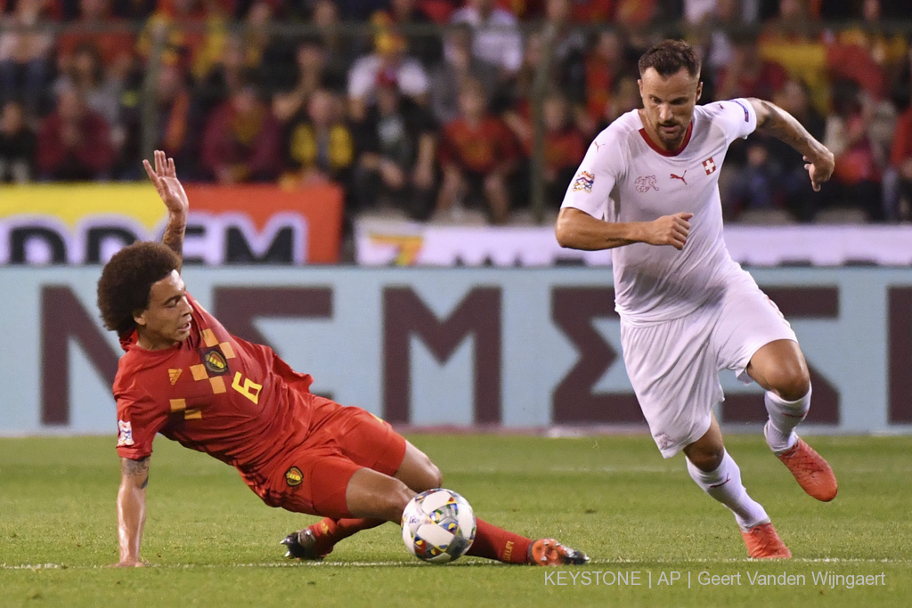 Axel Witsel a fini par prendre le dessus sur Haris Seferovic.