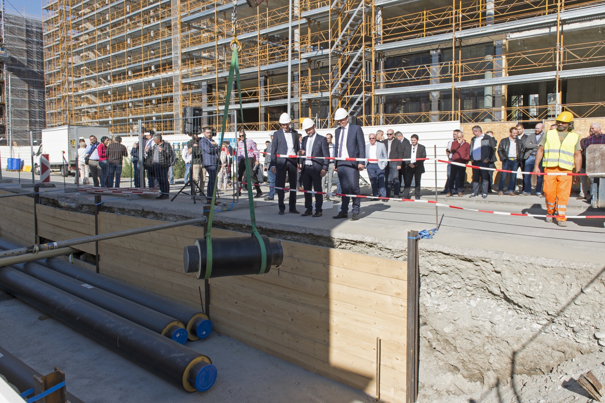 Le premier tronçon du chauffage à distance a été inauguré à la rue de l'Industrie.