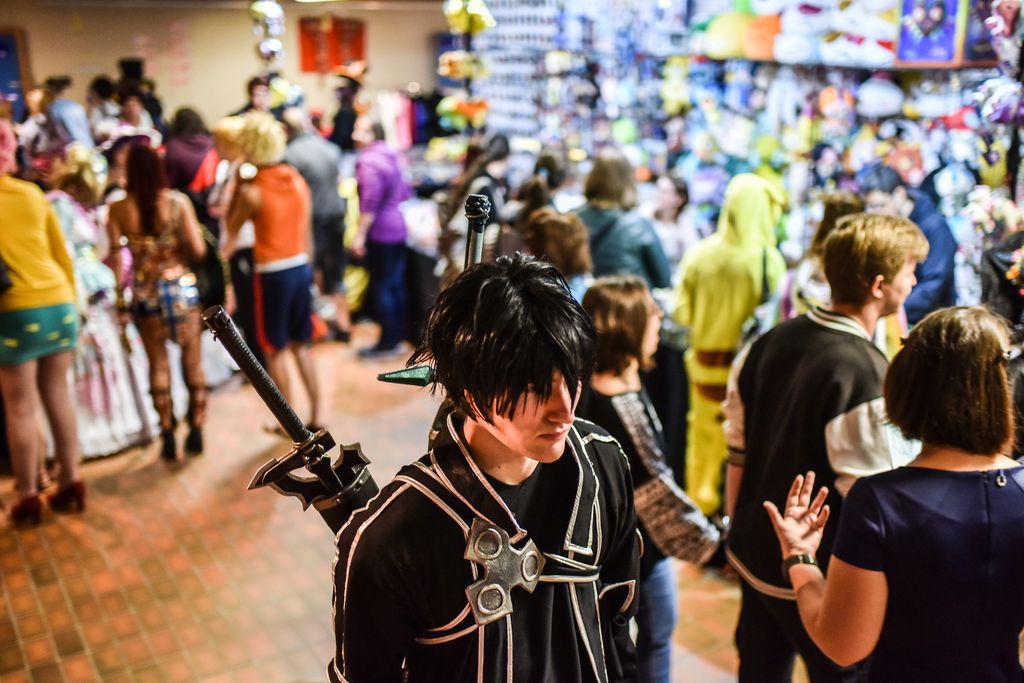 De nombreux fans de cosplay se sont rendus à la convention revêtus de déguisements inspirés des mangas.