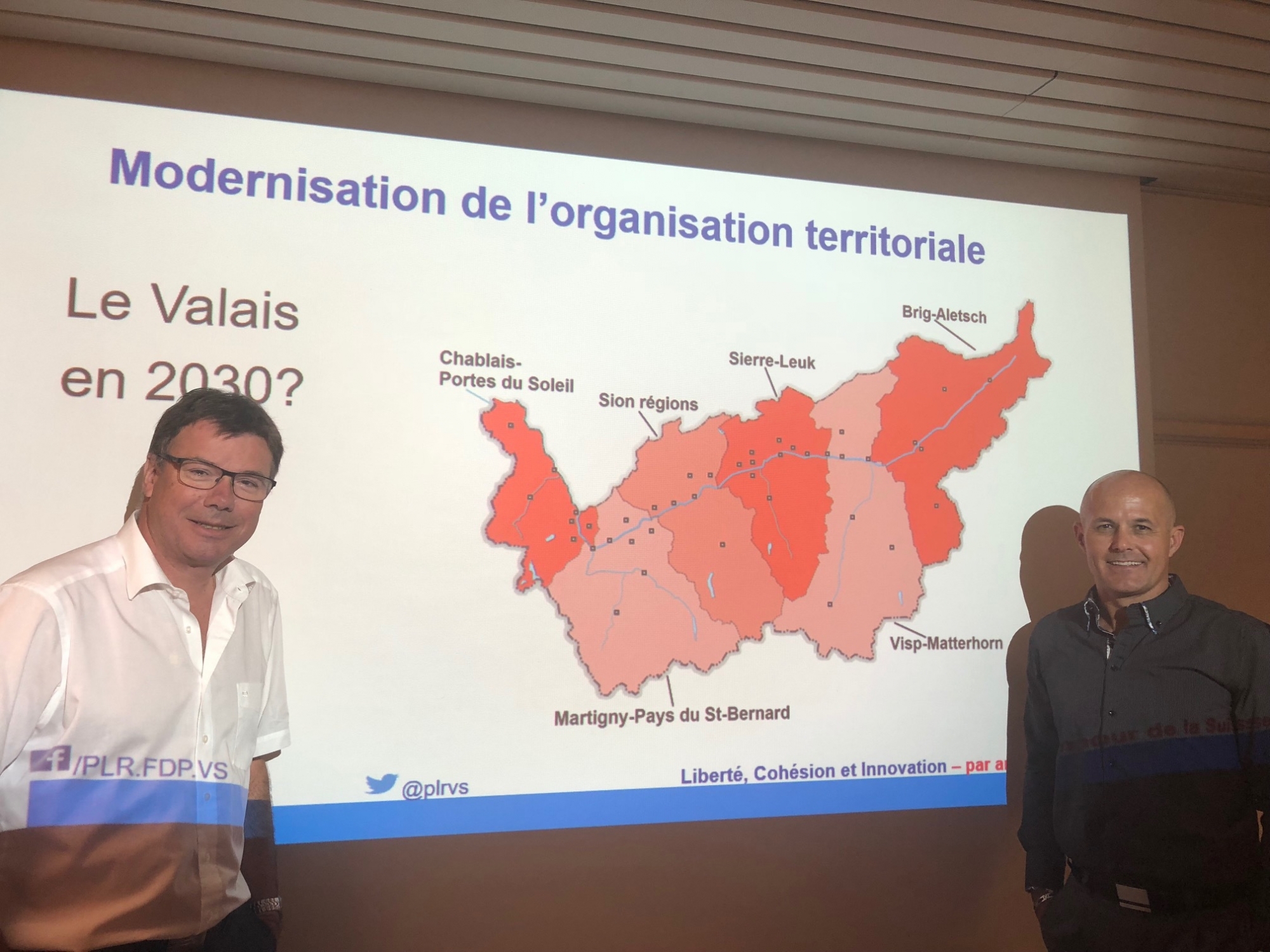 René Constantin et Jean-Claude Vocat présente le nouveau visage du Valais en 2030, selon la vision du PLR.