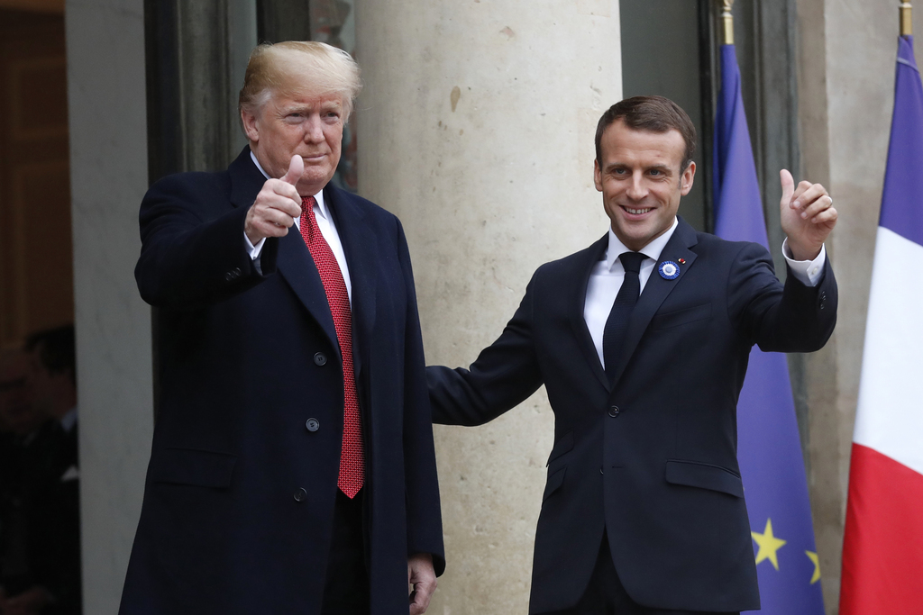  Deux jours après son retour de Paris, Donald Trump a envoyé une série de messages assez agressifs contre la France et Emmanuel Macron.