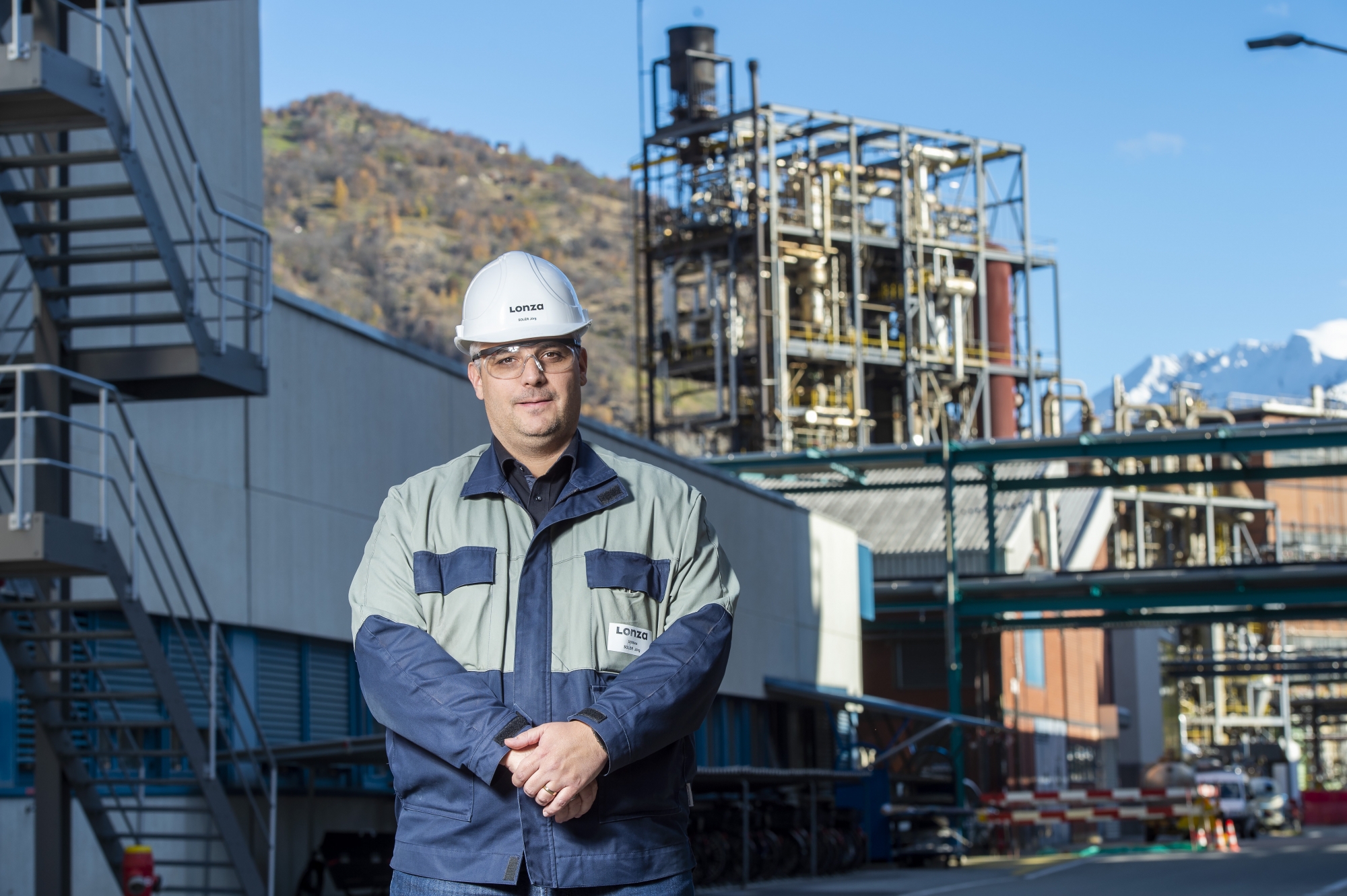 Jörg Solèr, directeur du site de Lonza à Viège, a accepté de rencontrer «Le Nouvelliste» pour une grande interview sur le mercure, les assainissements en cours et les projets mirobolants qui se construisent à Viège.