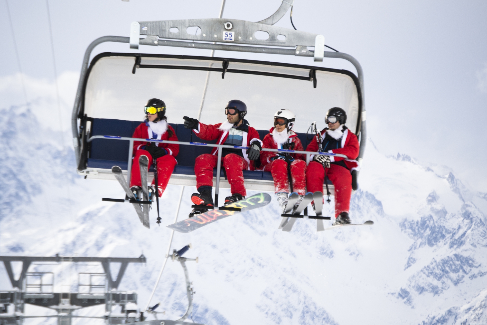 A Verbier, skier le jour de la Saint Nicolas est traditionnellement gratuit pour ceux qui viennent déguisés en Père Noël. 