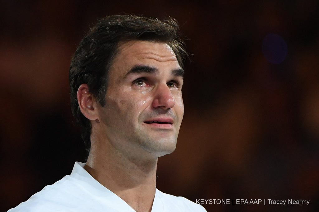 Quand est-ce que Roger Federer arrêtera de regarder vers le haut?