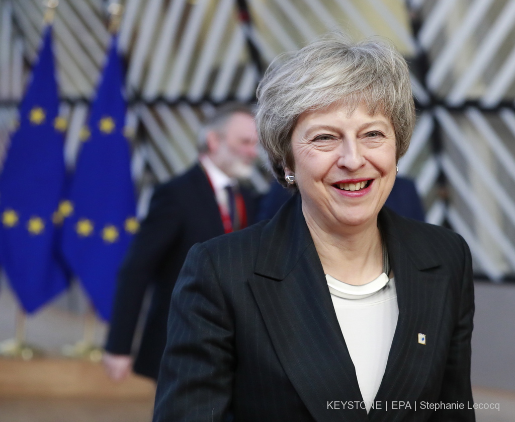 Des diplomates ont évoqué la possibilité de fixer une date non contraignante  comme horizon pour la conclusion d'un accord commercial entre l'Union européenne et le Royaume-Uni, qui rendrait caduc ce "backstop".

