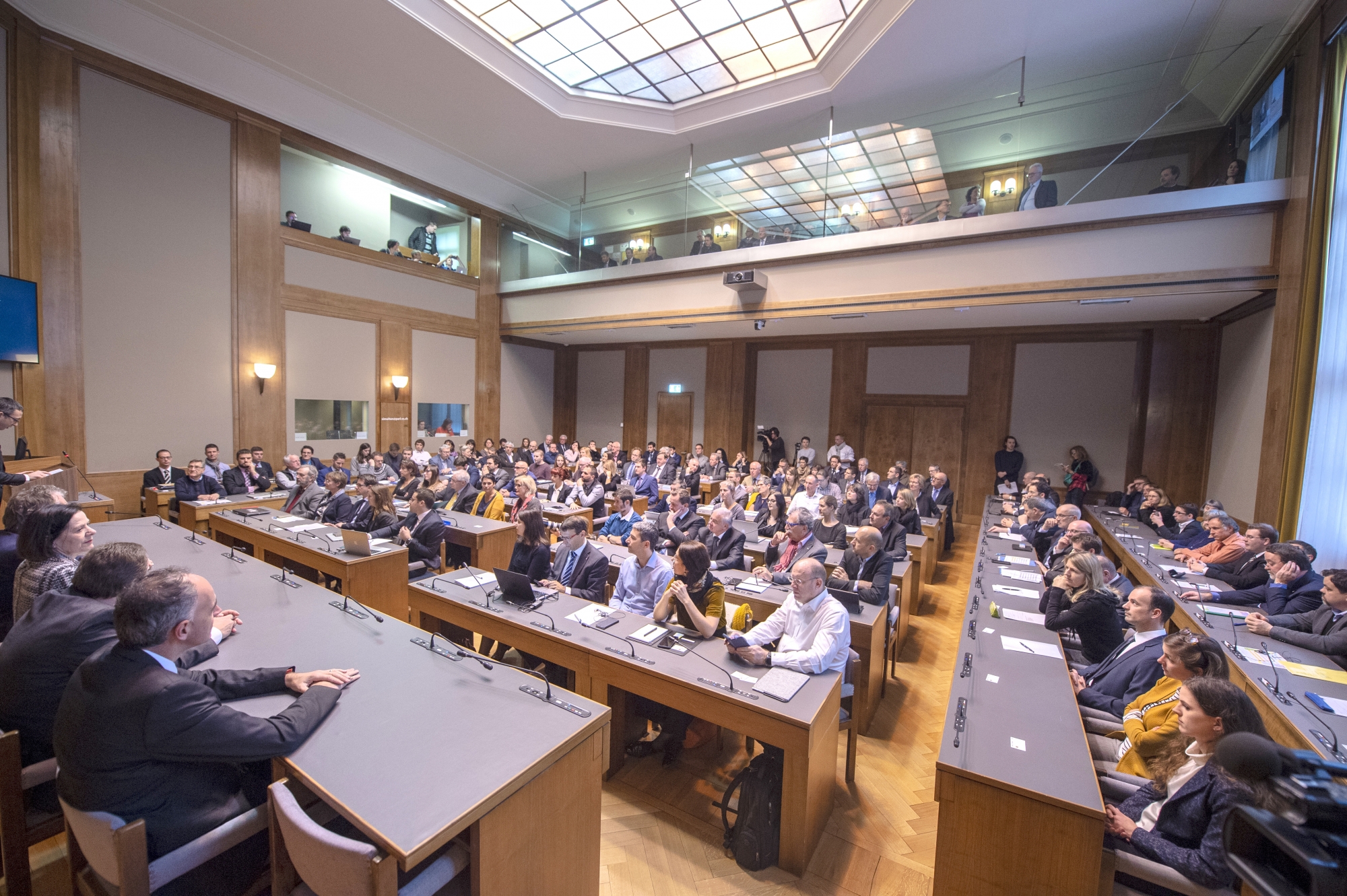 Le lundi 17 décembre 2018 restera une date historique pour le Valais: l'assemblée de la constituante a siégé pour la première fois.