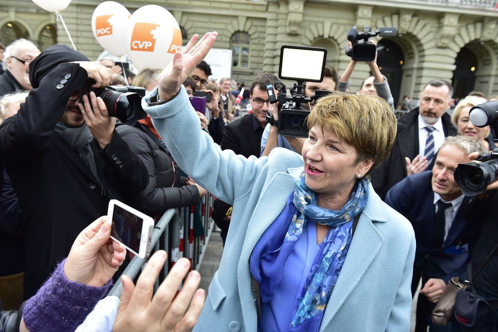 Depuis mercredi, 9 h 20, Viola Amherd est Madame la conseillère fédérale.