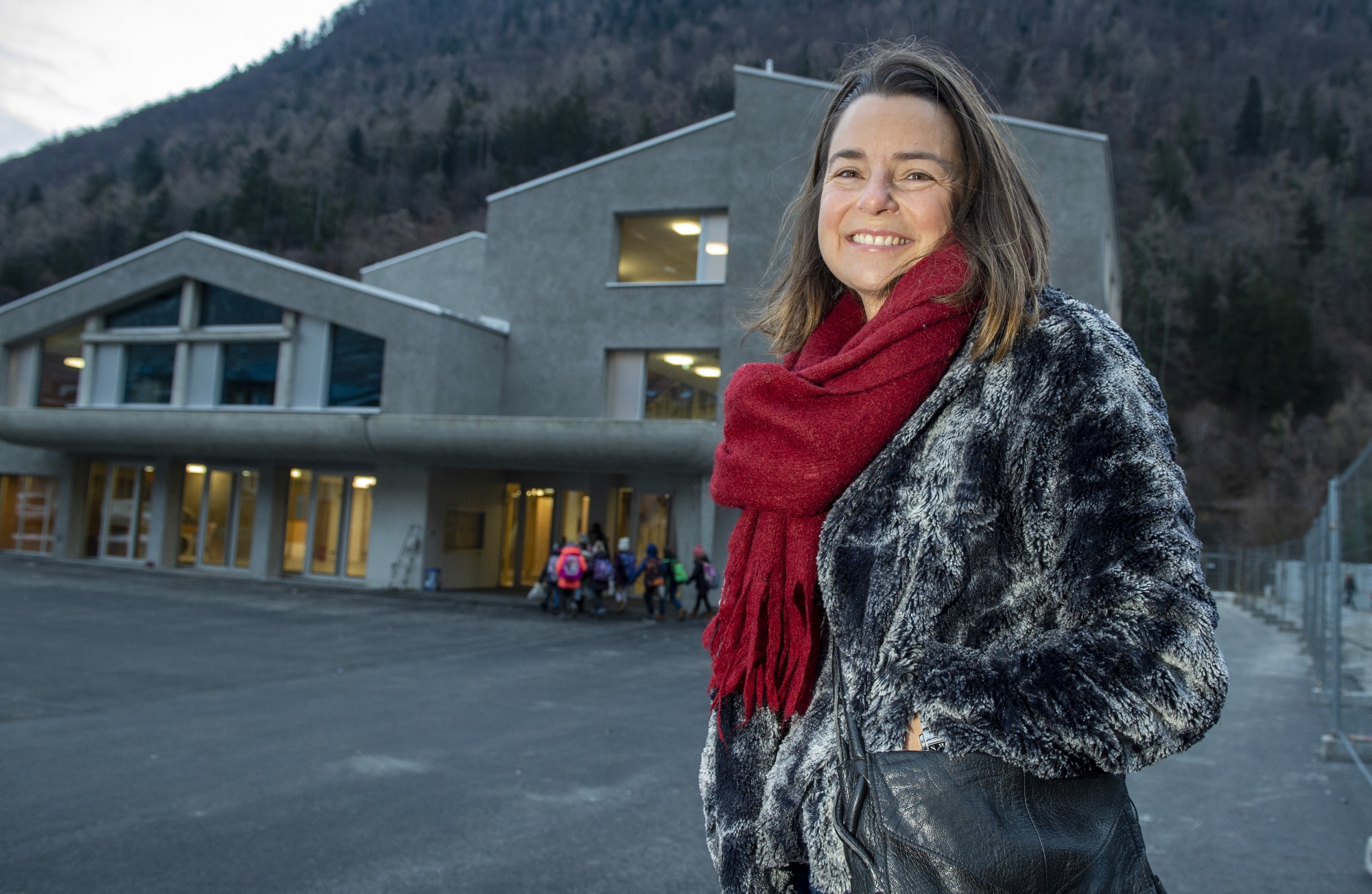 Pour Florence Carron Darbellay, présidente de Martigny-Combe, la fin des travaux est un soulagement. Tous les élèves ont pu reprendre l'école dans le nouveau bâtiment ce lundi matin.